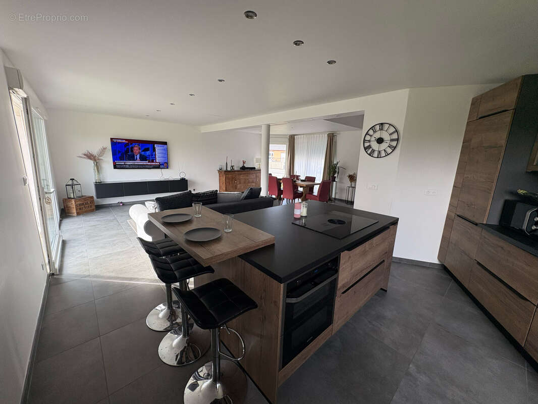 Maison à FLIXECOURT