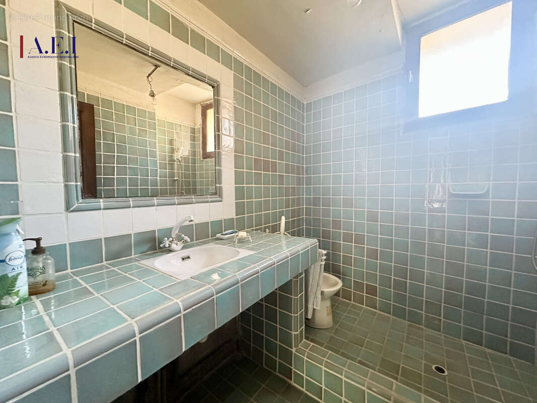 Appartement à SIX-FOURS-LES-PLAGES