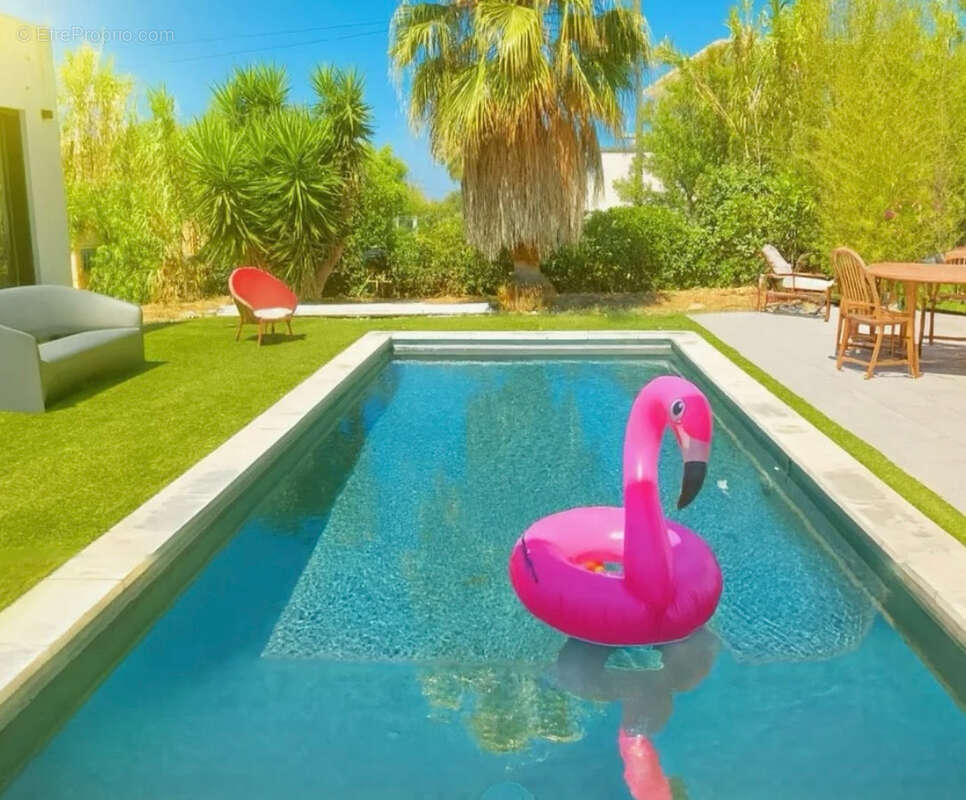 Maison à SIX-FOURS-LES-PLAGES