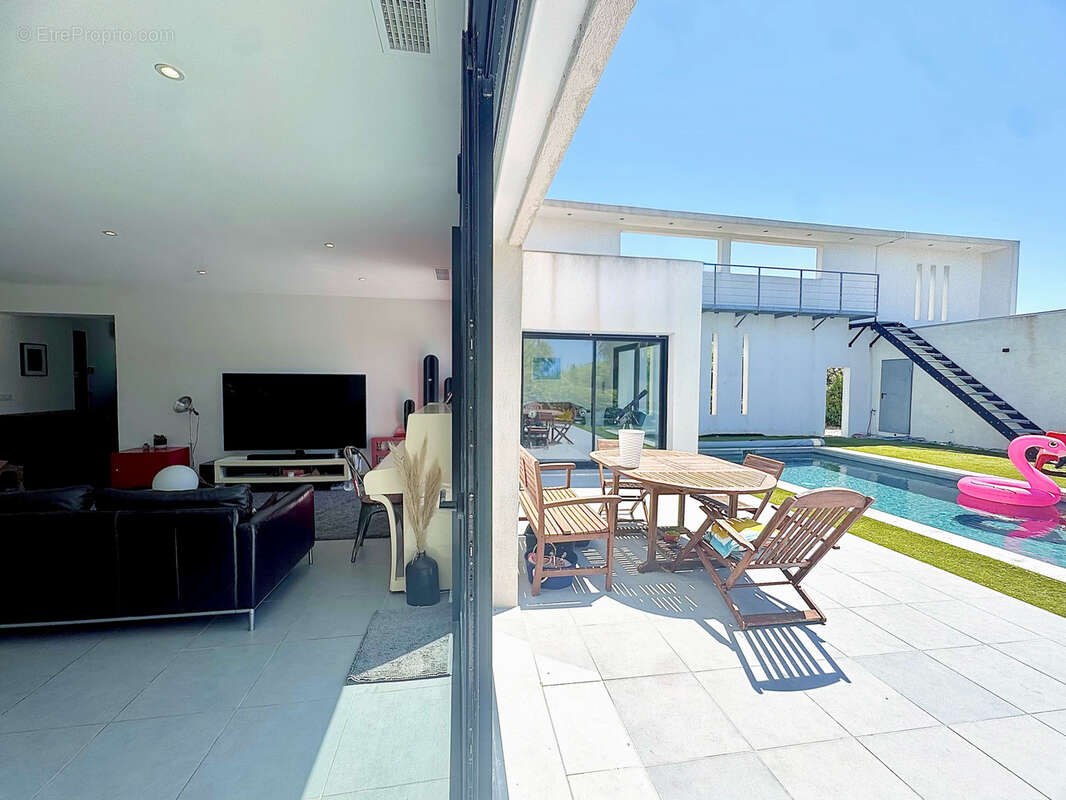 Maison à SIX-FOURS-LES-PLAGES