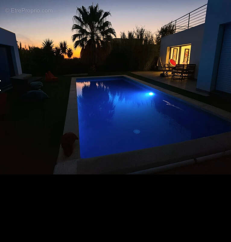 Maison à SIX-FOURS-LES-PLAGES