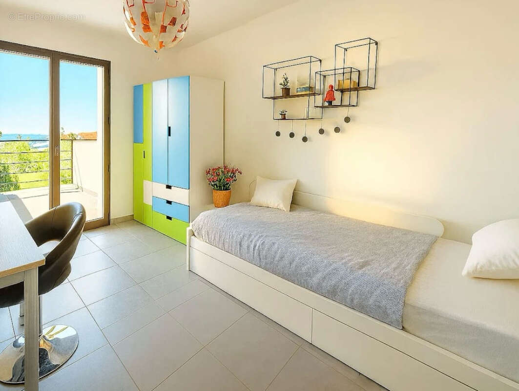 Maison à SIX-FOURS-LES-PLAGES