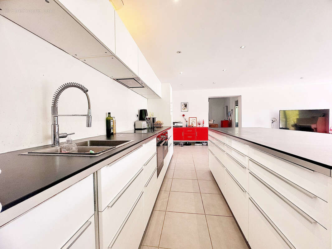 Maison à SIX-FOURS-LES-PLAGES