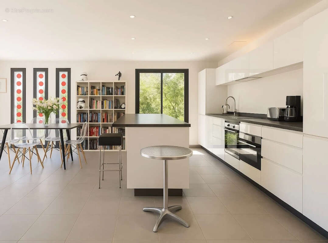 Maison à SIX-FOURS-LES-PLAGES