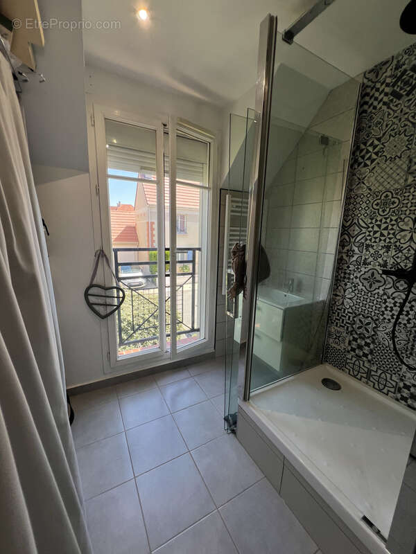 Maison à LA QUEUE-EN-BRIE