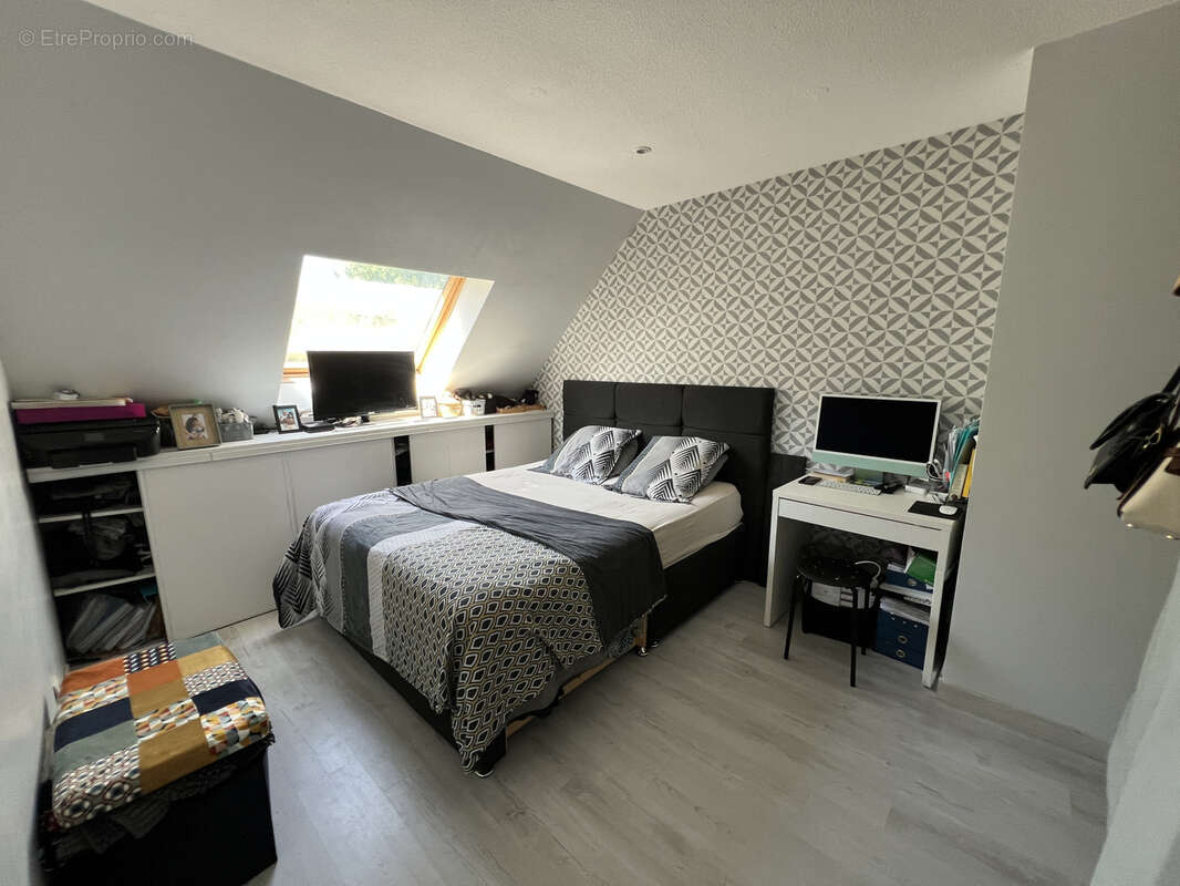 Maison à LA QUEUE-EN-BRIE