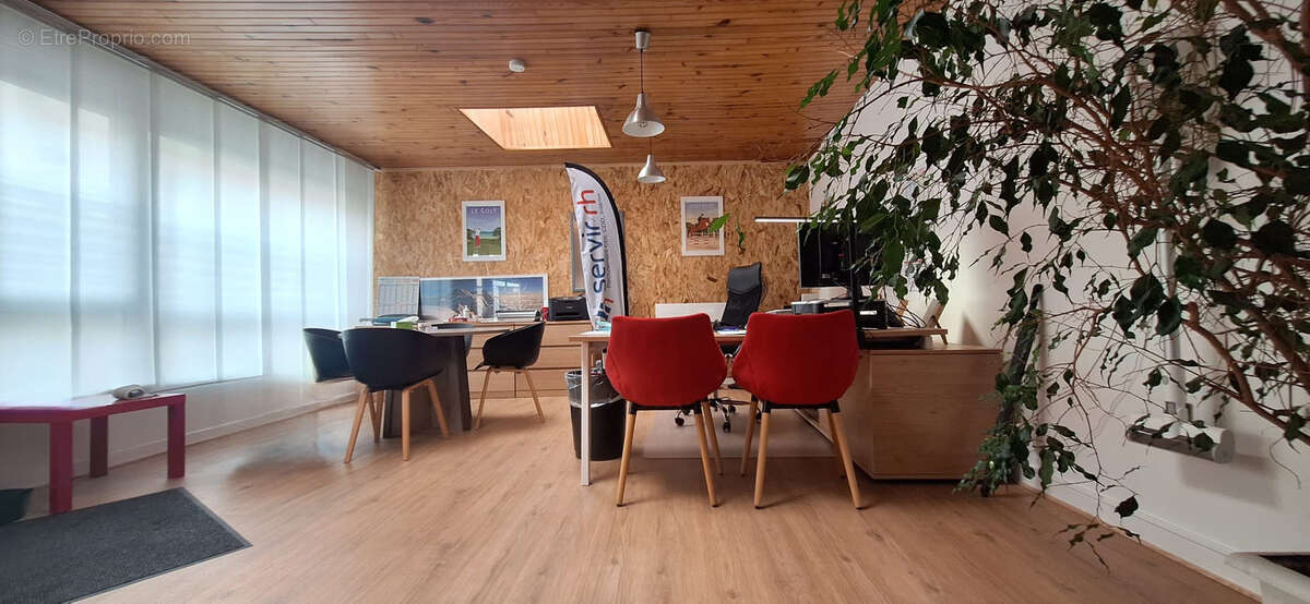 Commerce à LAMBALLE