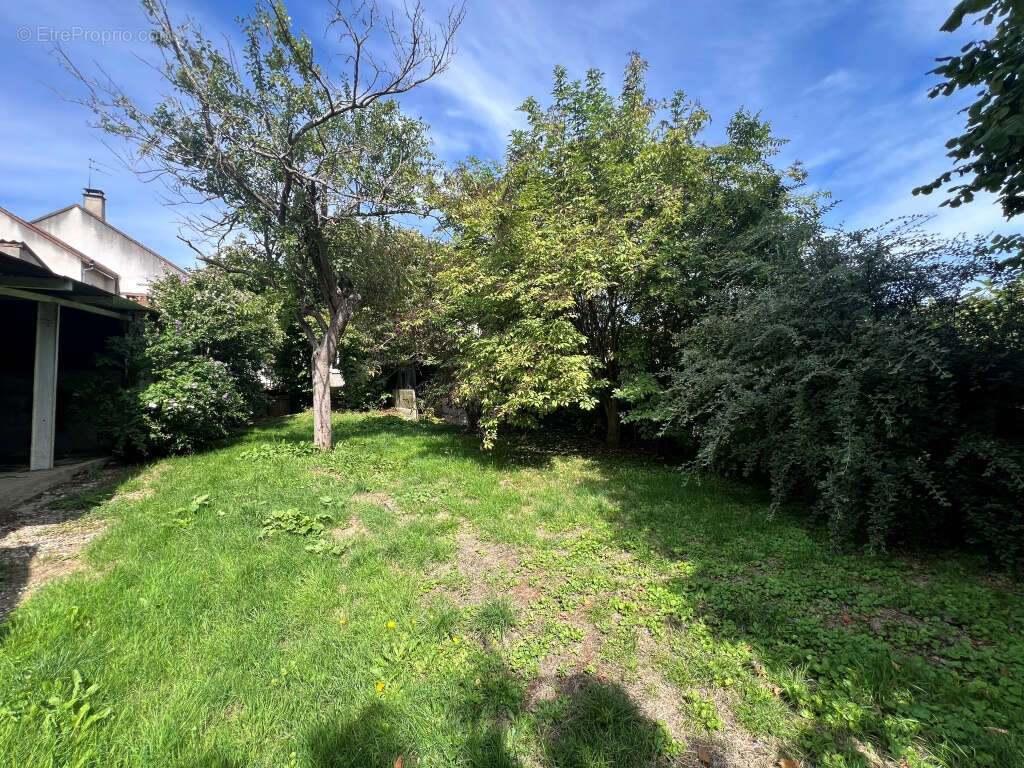 Maison à SAINT-MARTIN-DU-TERTRE