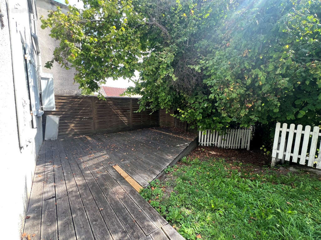 Maison à SAINT-MARTIN-DU-TERTRE