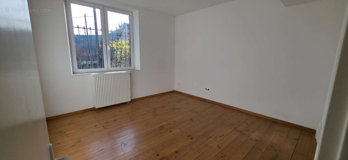 Appartement à VILLE