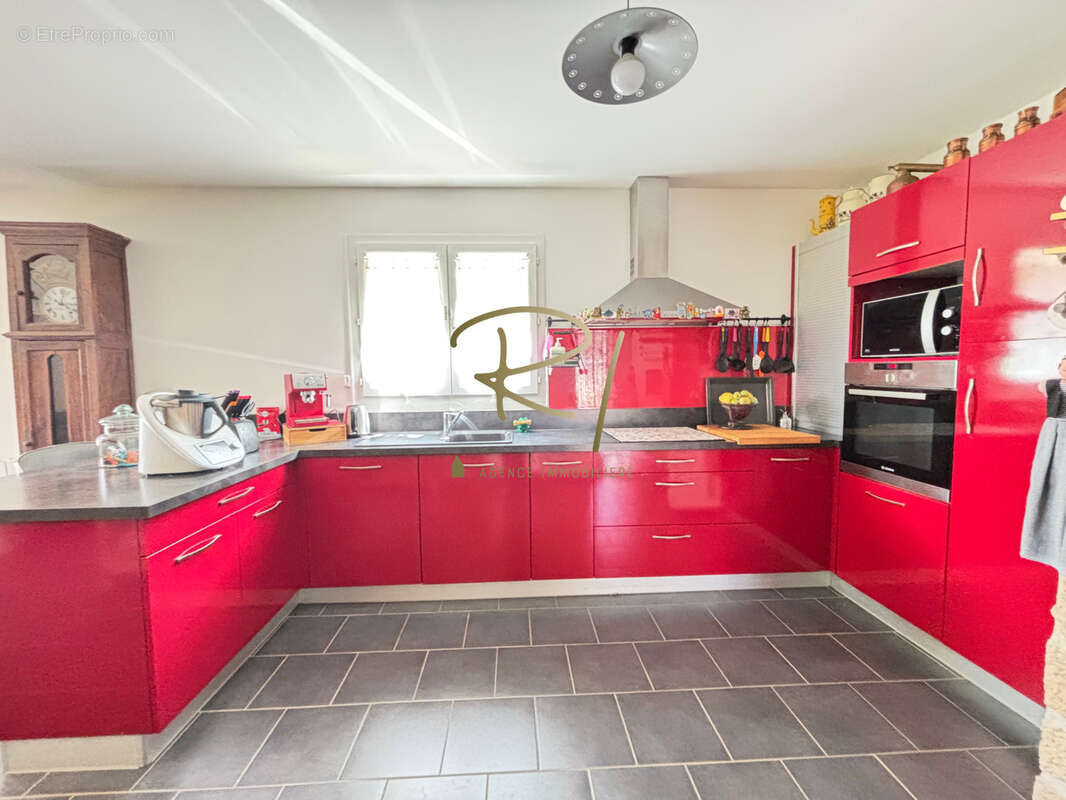 Maison à VALLON-PONT-D&#039;ARC