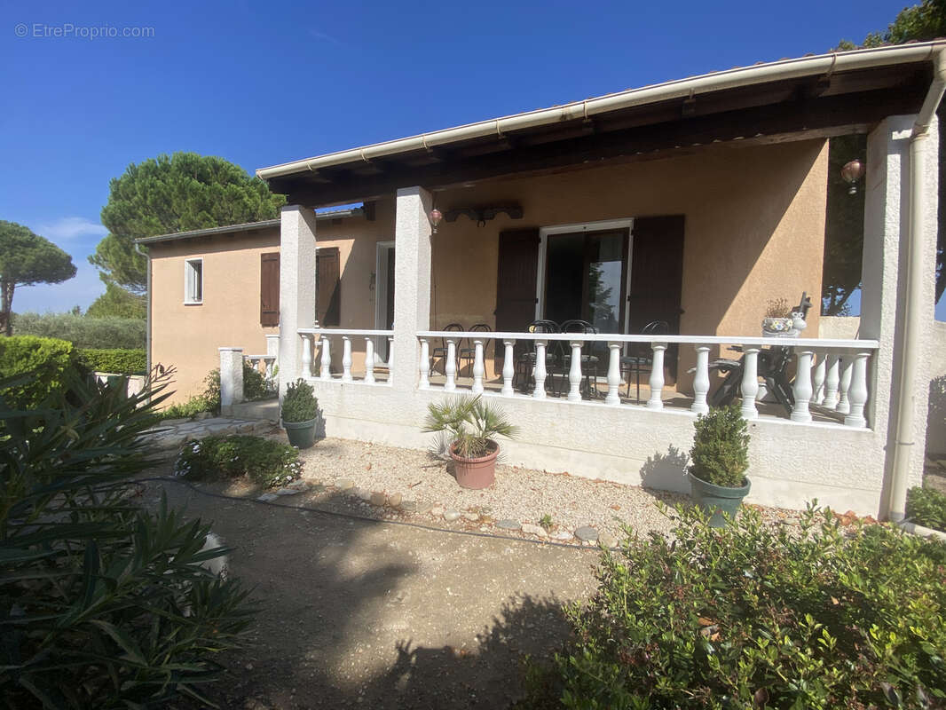 Maison à SAINT-ETIENNE-DU-GRES