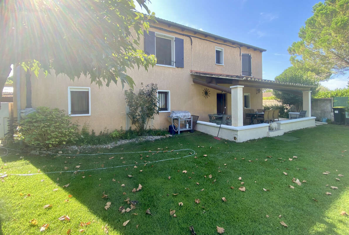 Maison à SAINT-ETIENNE-DU-GRES