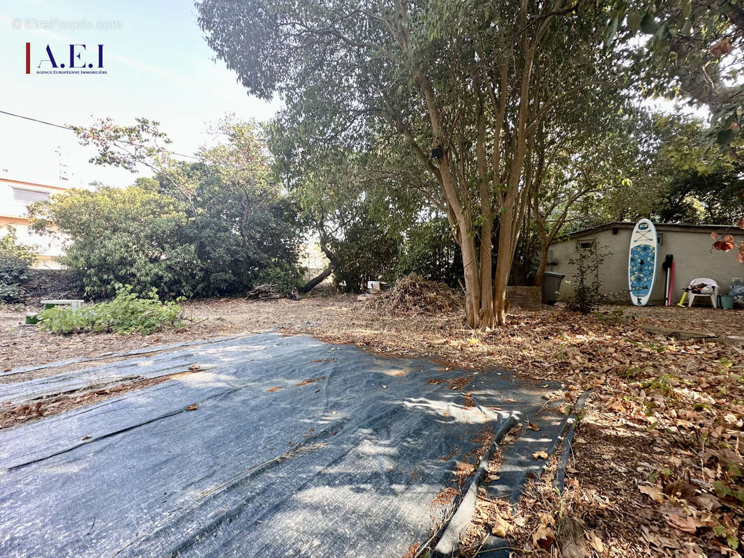 Appartement à SIX-FOURS-LES-PLAGES