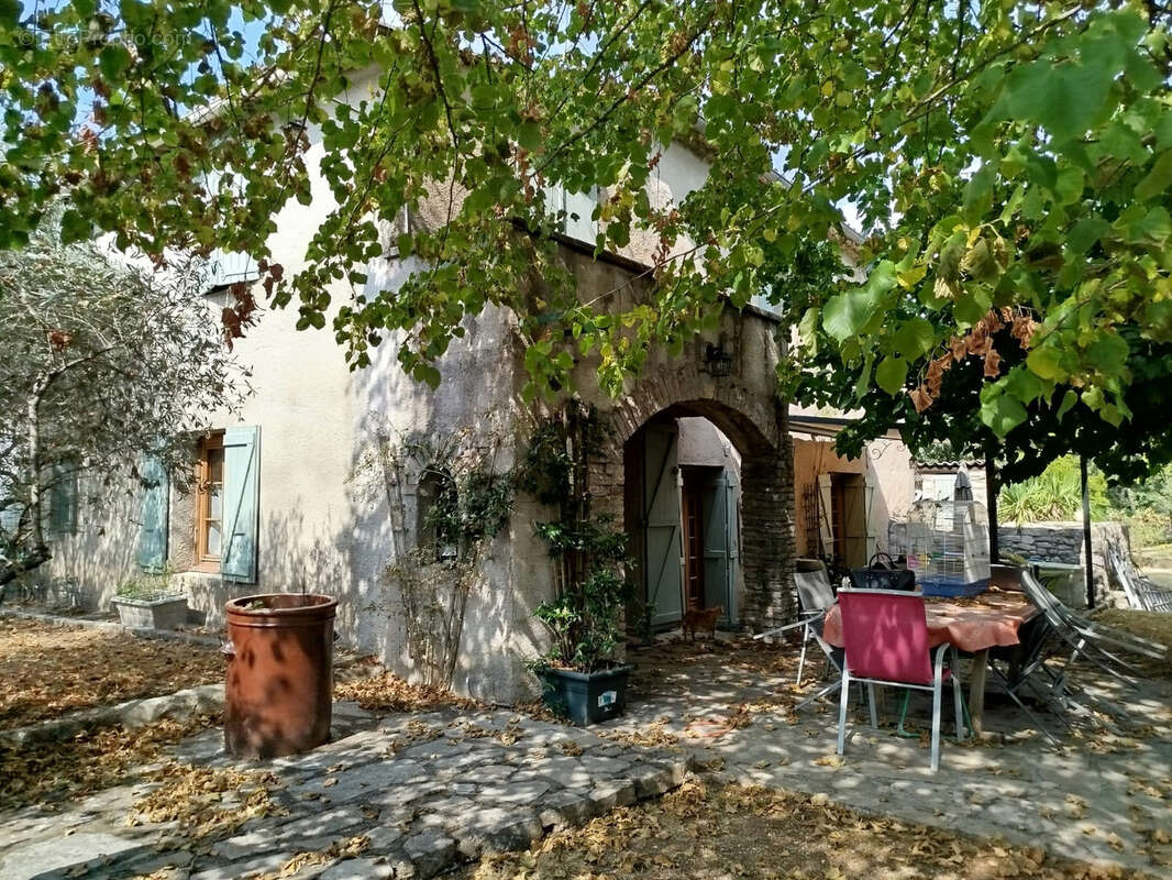 Maison à LAROQUE
