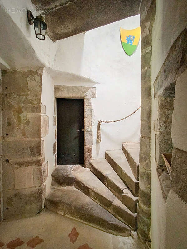 Maison à BUSSIERE-GALANT