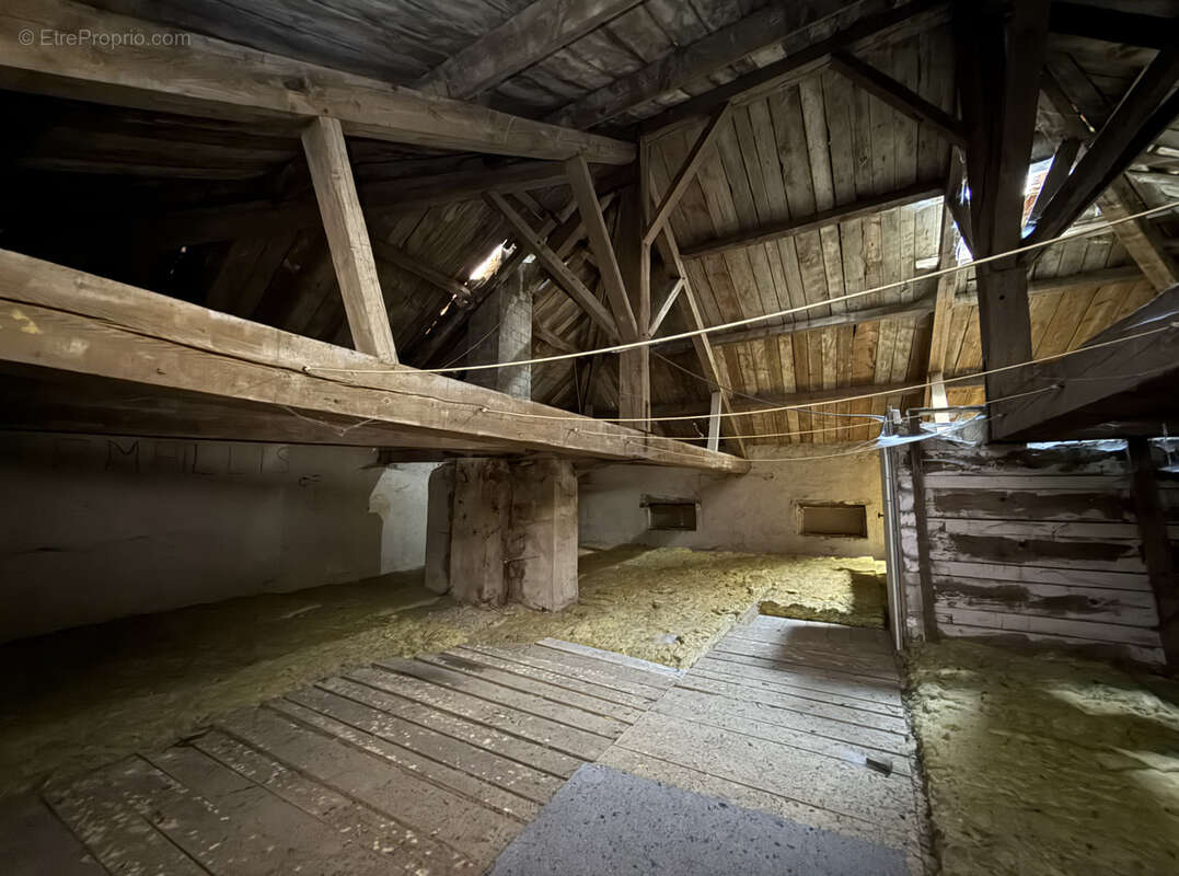 Maison à BLEVAINCOURT