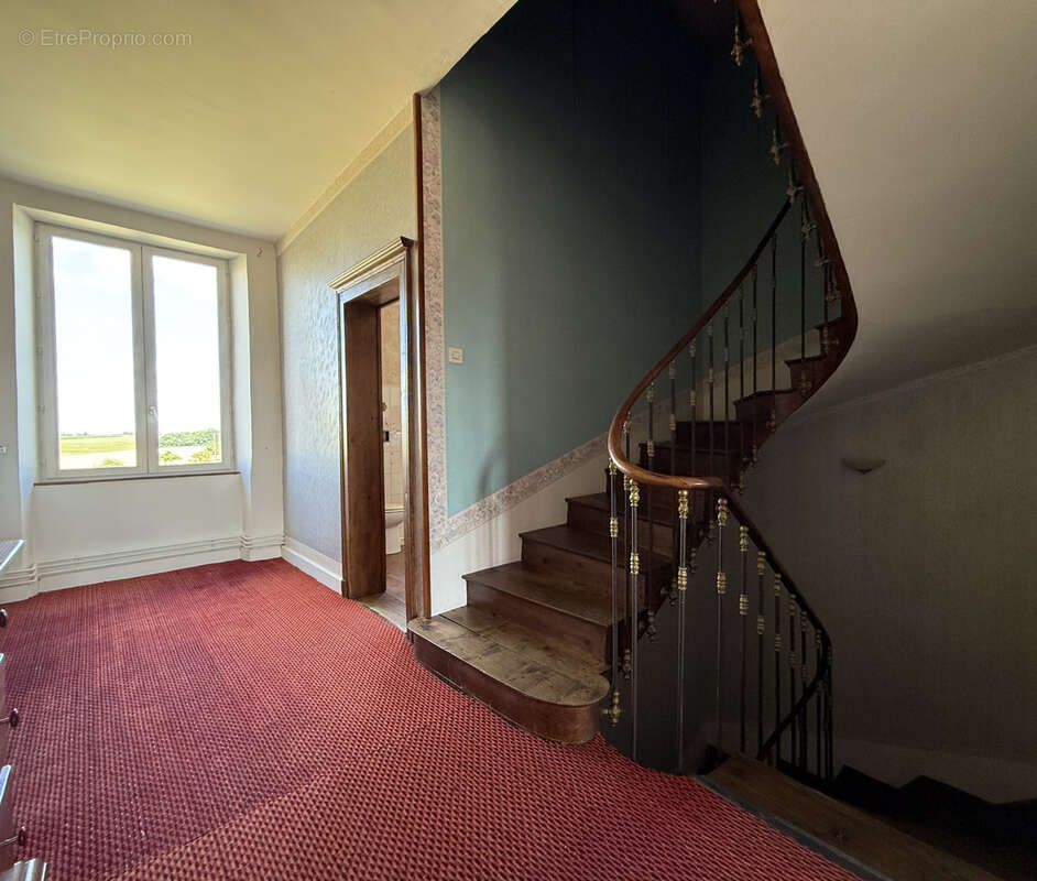 Maison à BLEVAINCOURT