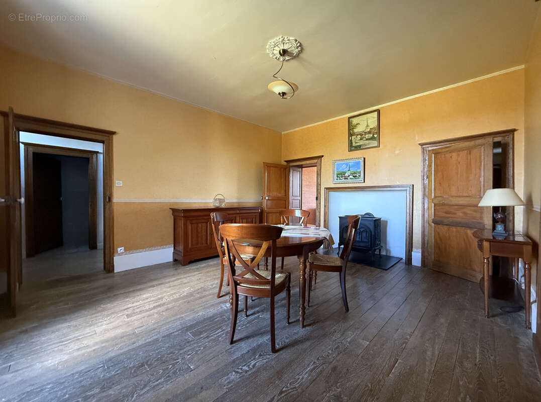 Maison à BLEVAINCOURT