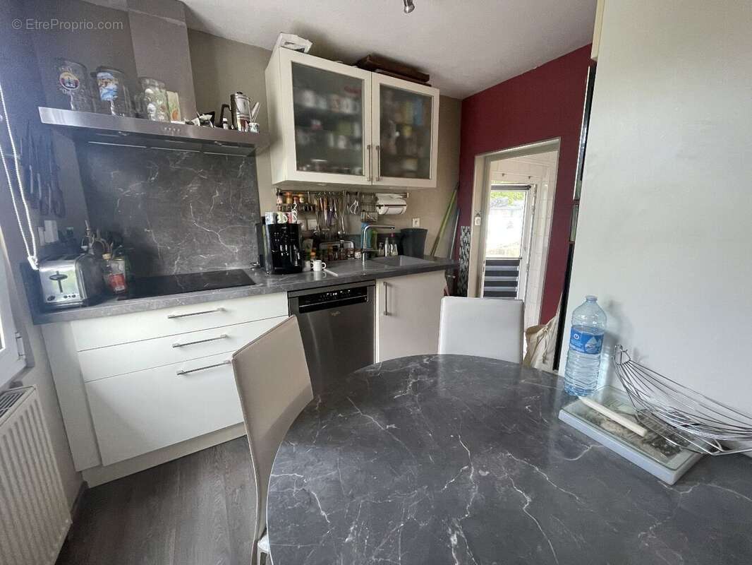 Maison à SAINT-YRIEIX-LA-PERCHE