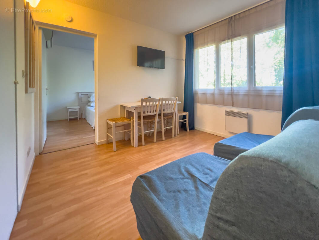 Appartement à LA LONDE-LES-MAURES