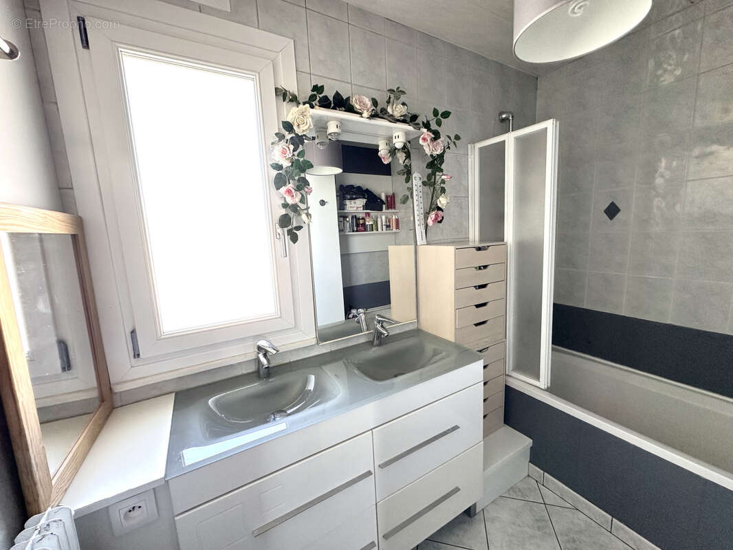 Appartement à SAINT-MAX