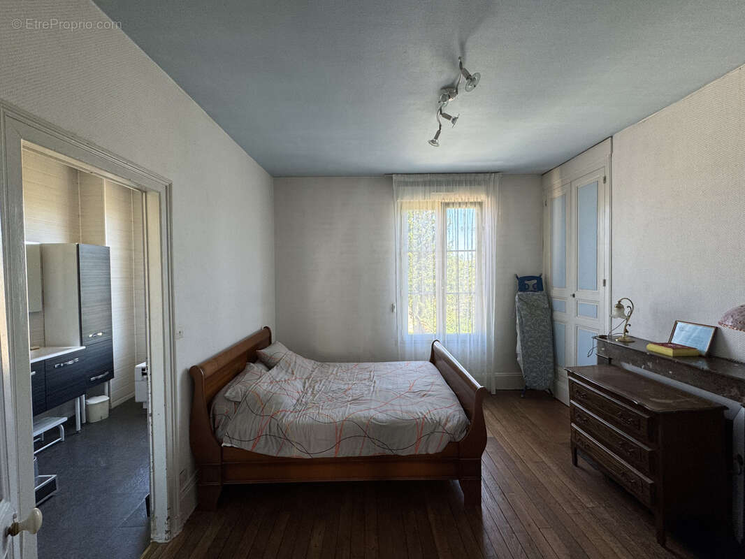 Maison à BAR-SUR-AUBE