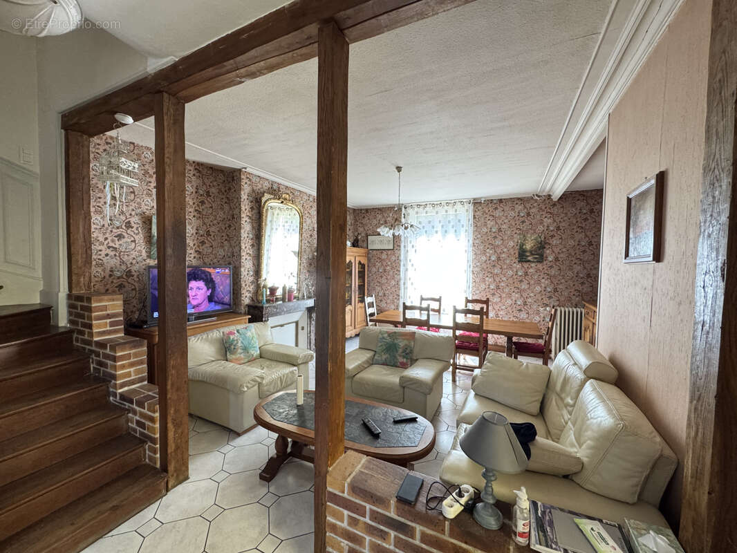 Maison à BAR-SUR-AUBE