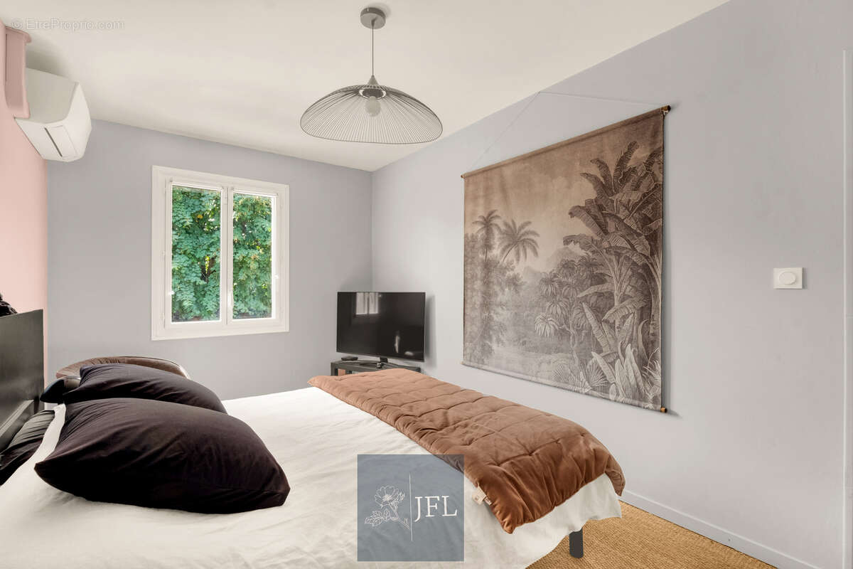 n°2 - Maison à DREMIL-LAFAGE