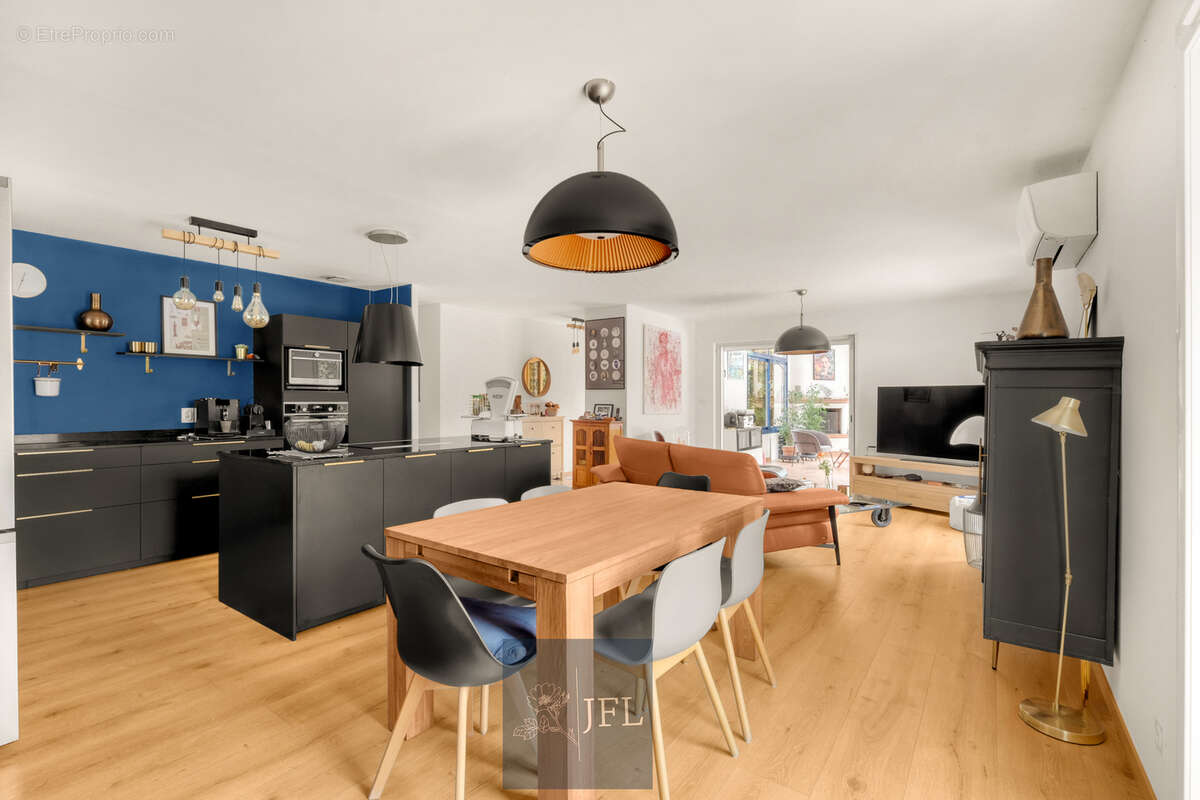 n°5 - Maison à DREMIL-LAFAGE