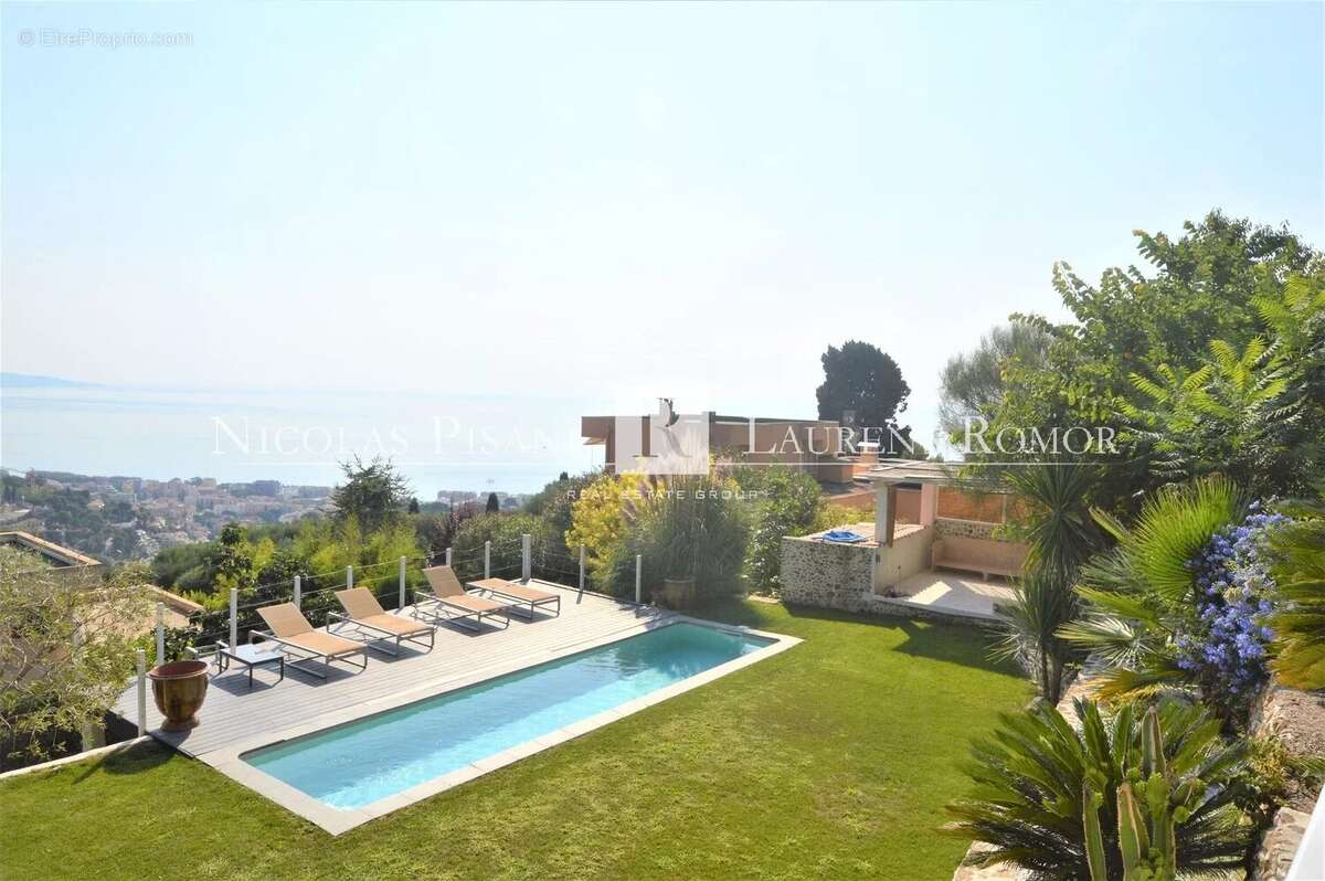 Maison à ROQUEBRUNE-CAP-MARTIN