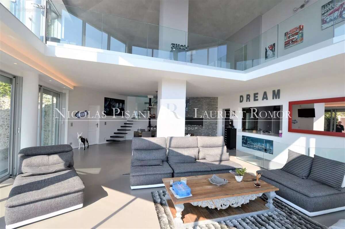 Maison à ROQUEBRUNE-CAP-MARTIN