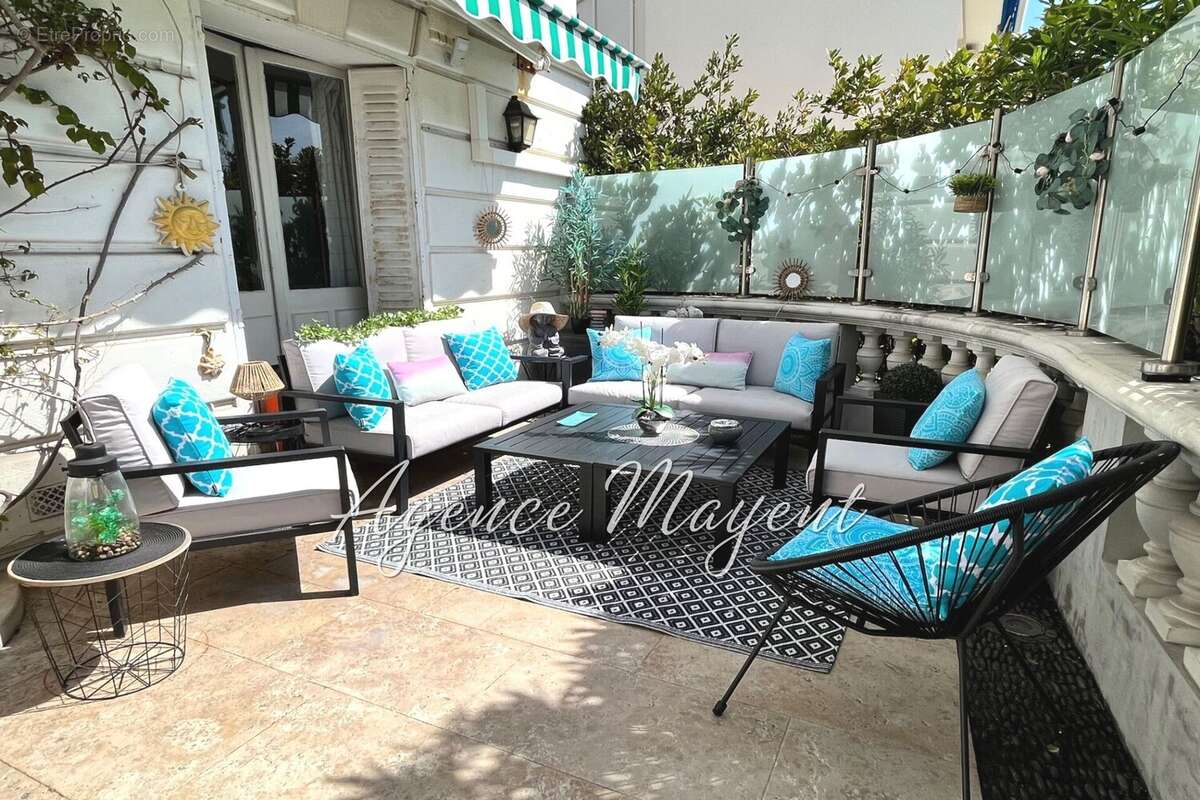 Appartement à CANNES