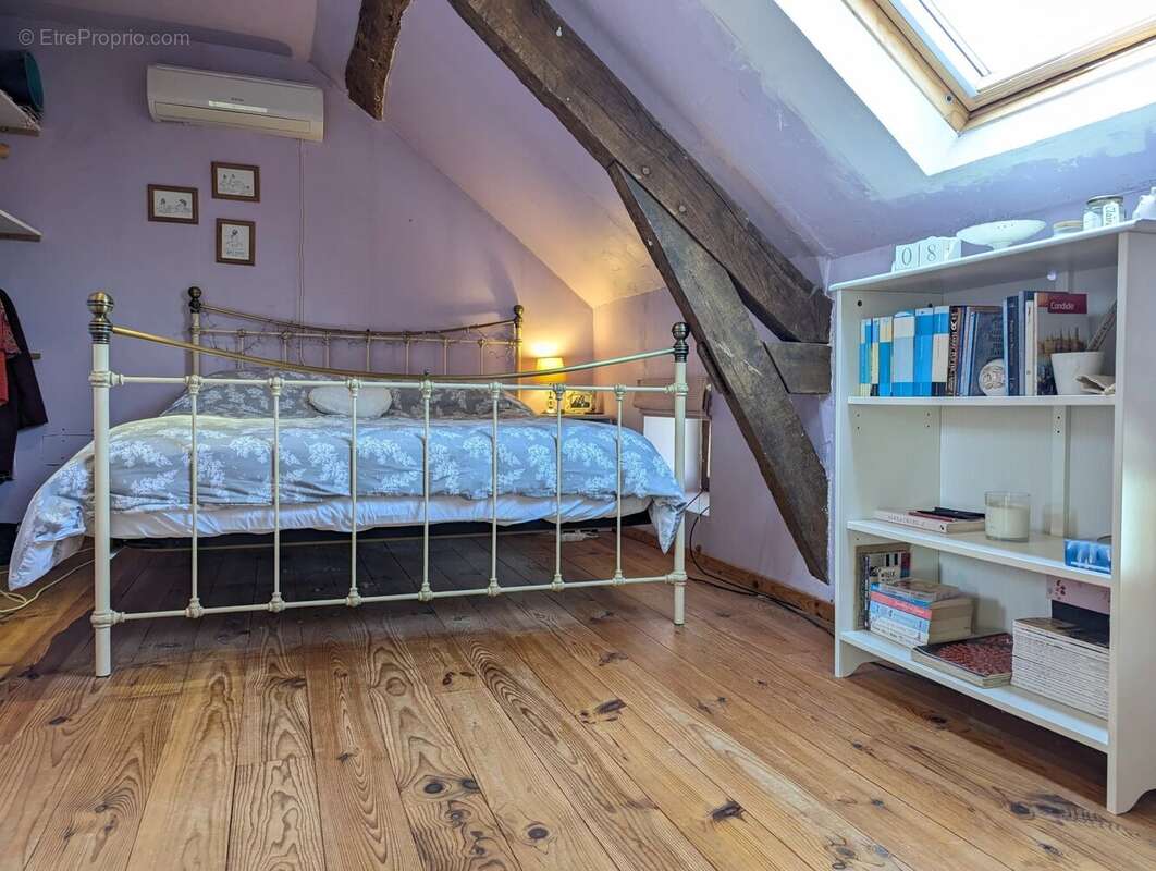 Maison à BRIGUEIL-LE-CHANTRE