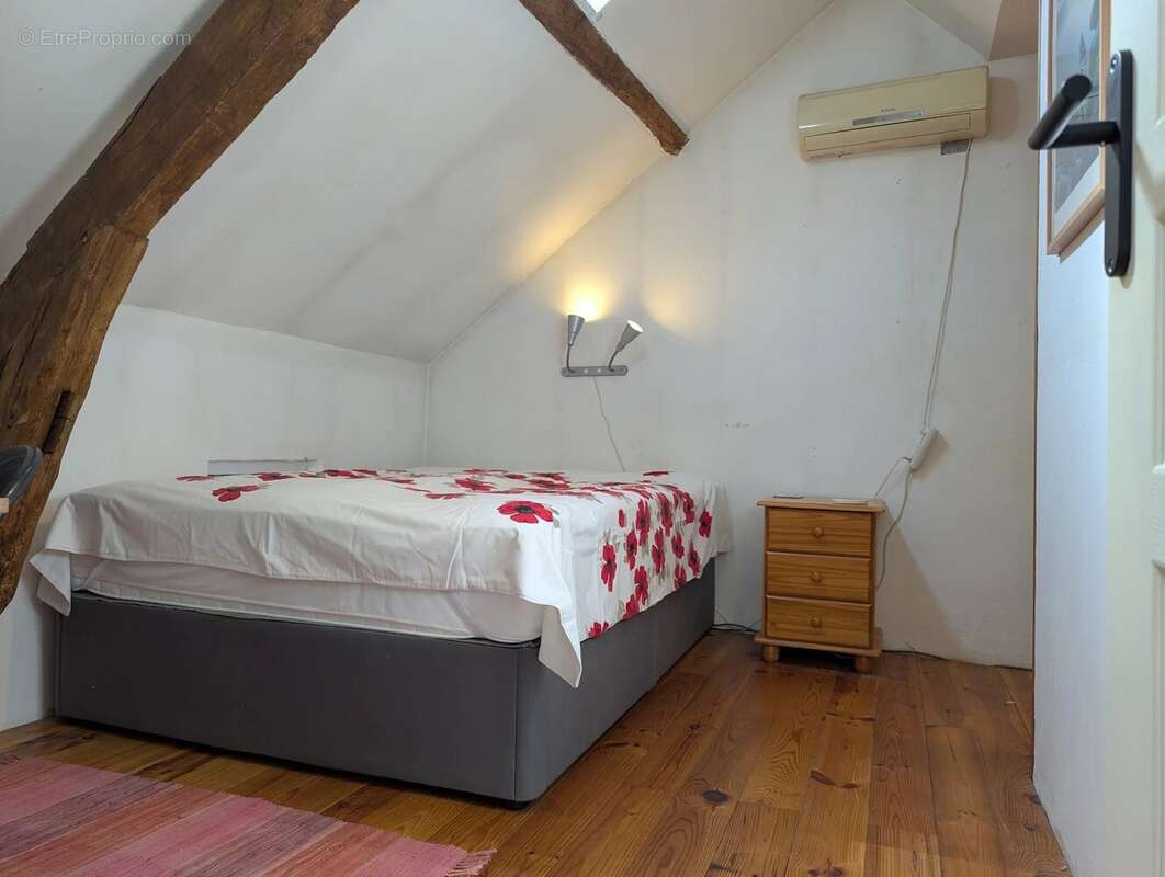 Maison à BRIGUEIL-LE-CHANTRE