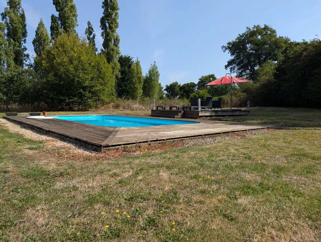 Maison à BRIGUEIL-LE-CHANTRE