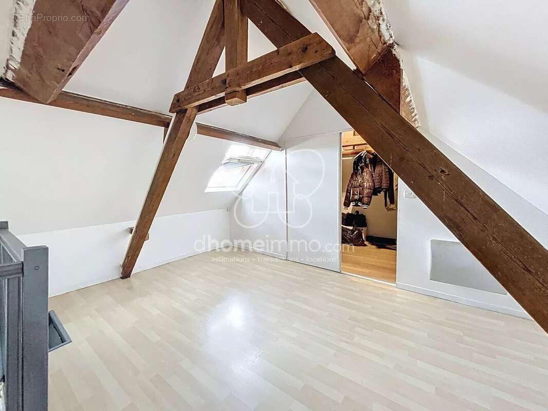 Maison à RAIMBEAUCOURT