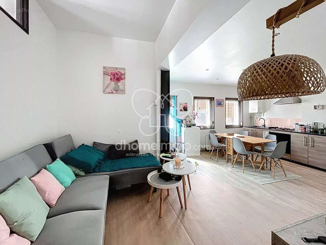 Maison à RAIMBEAUCOURT