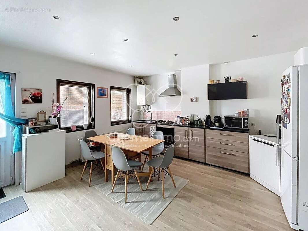 Maison à RAIMBEAUCOURT