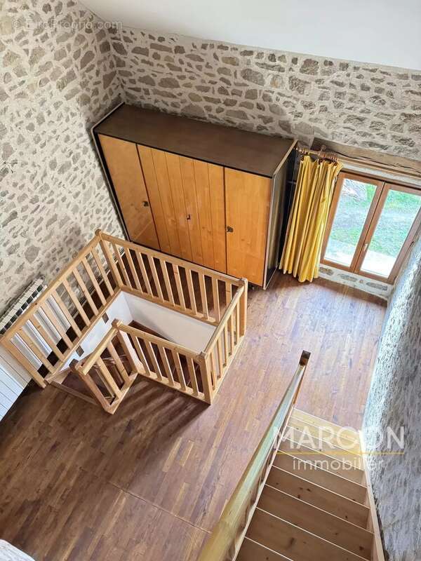 Maison à LE BOURG-D'HEM