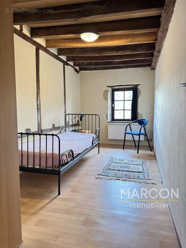 Maison à LE BOURG-D'HEM