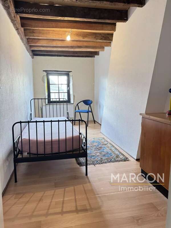 Maison à LE BOURG-D'HEM