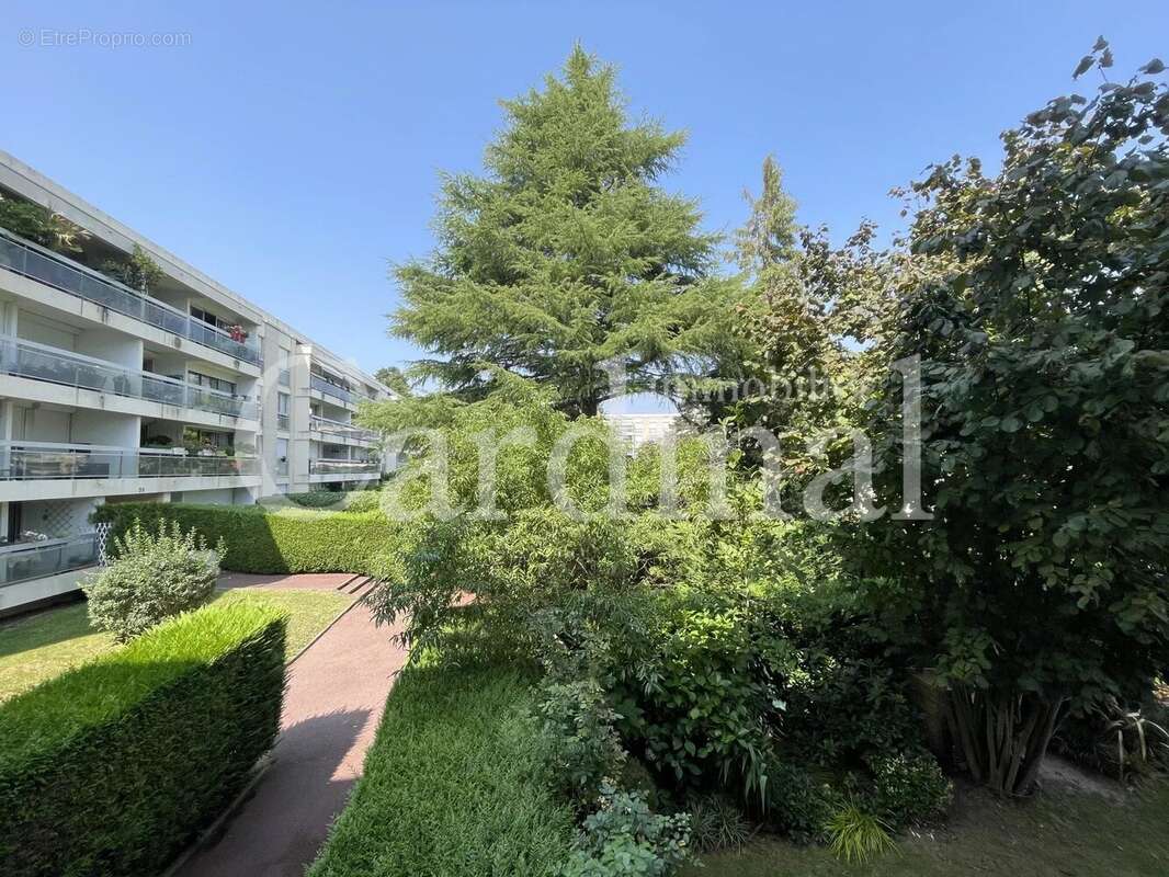 Appartement à BAILLY