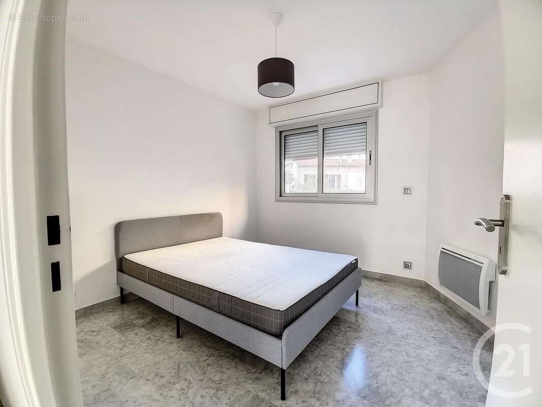 Appartement à ROQUEBRUNE-CAP-MARTIN