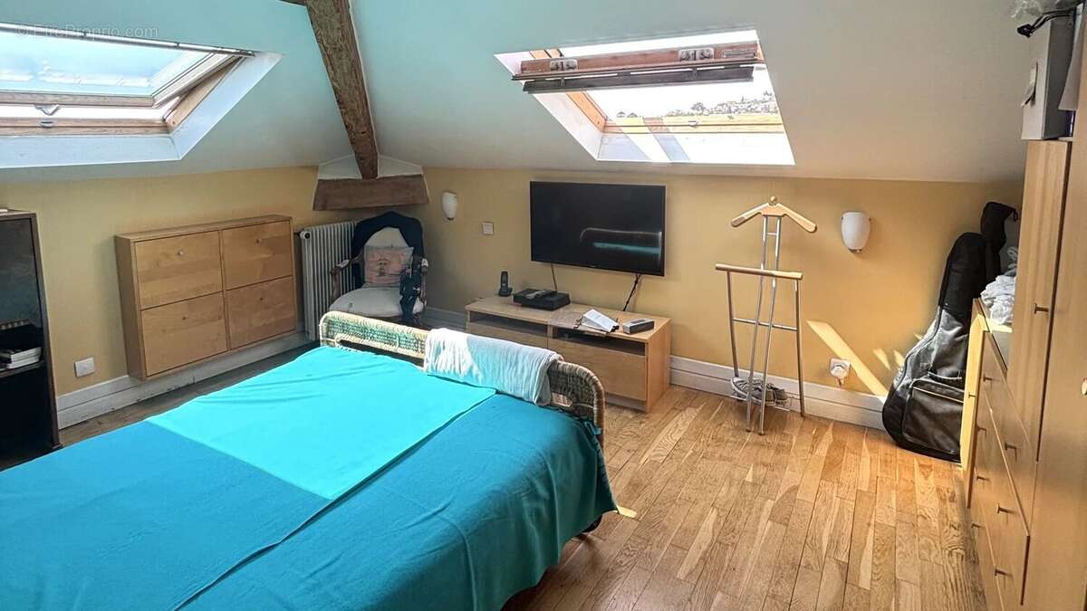 Appartement à VALLAURIS