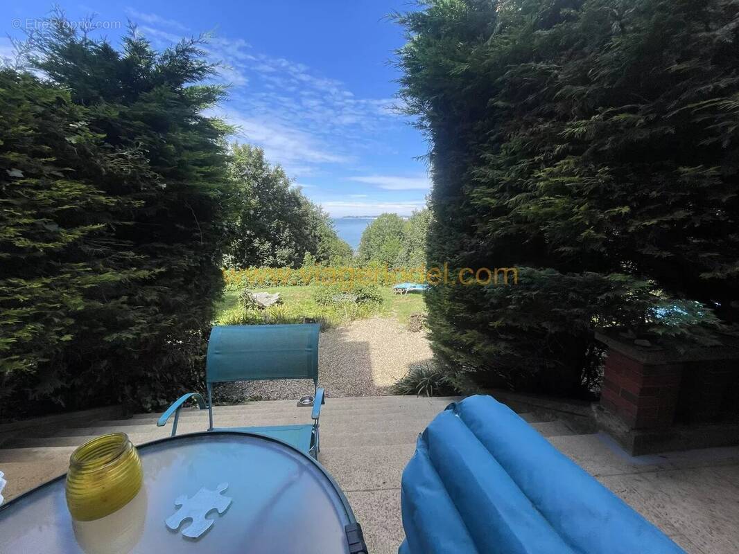 Maison à CRICQUEBOEUF