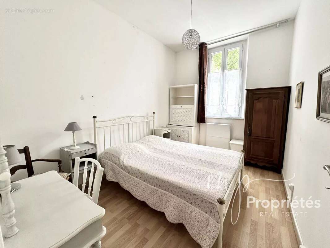 Maison à CARQUEIRANNE