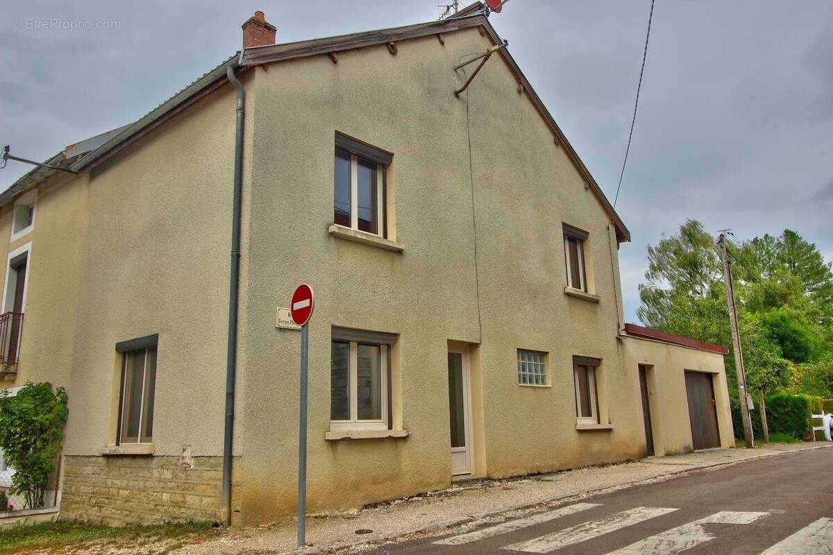 Maison à BLAISY-BAS