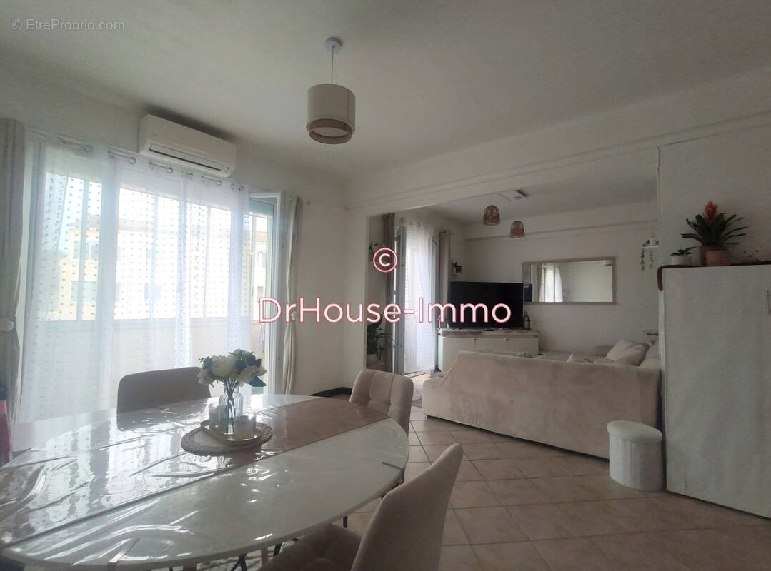 Appartement à PEYROLLES-EN-PROVENCE