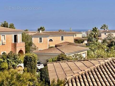 Maison à VILLENEUVE-LOUBET